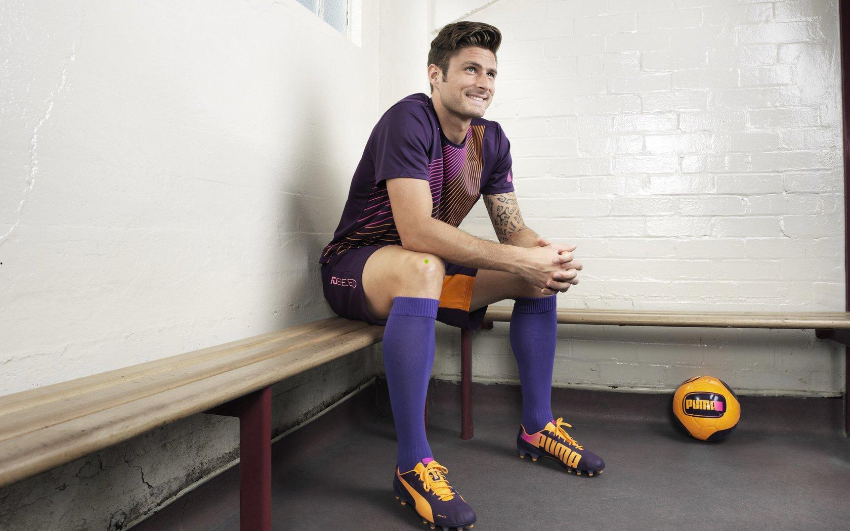 西甲爆冷夜，罗梅罗造点破局，桑切斯点射定乾坤，塞维利亚4比1横扫巴塞罗那